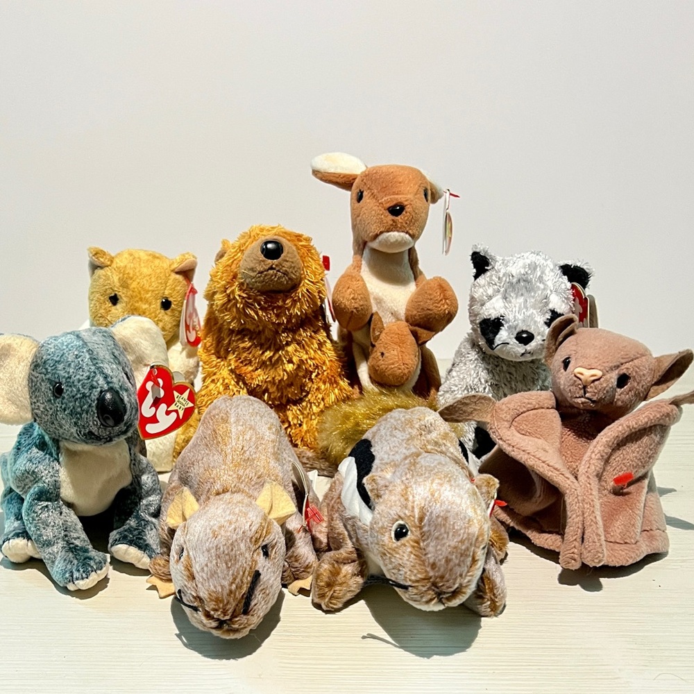Unique Beanies!! 8 Ty Beanie Babies
